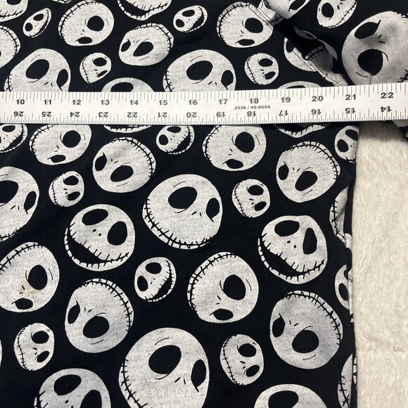 THE NIGHTMARE BEFORE CHRISTMAS Authentic Disney All-Over-Print Sweatshirt Large - Picture 6 of 9